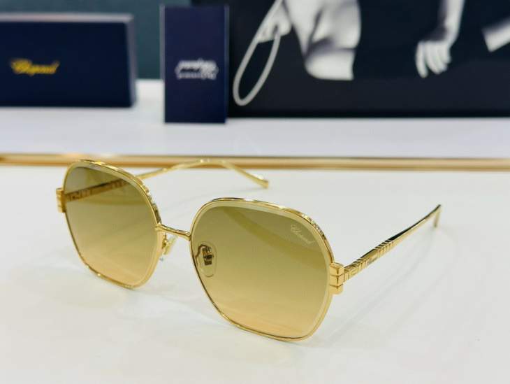 Picture of Chopard Sunglasses _SKUfw63765620fw